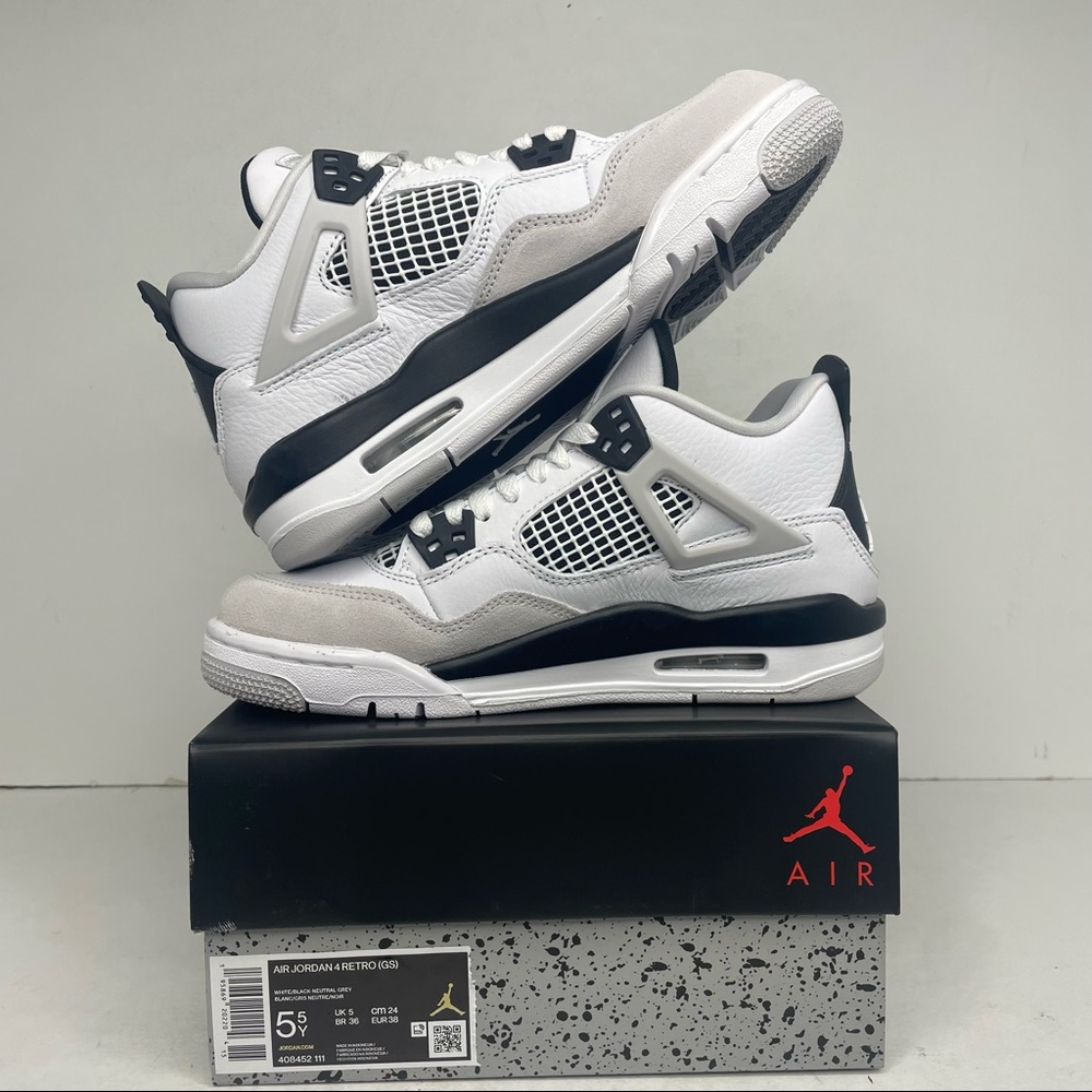 Nike Air Jordan 4 Retro GS “Military Black” NEW 2022 - Picture 3 of 4